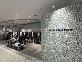 10497557